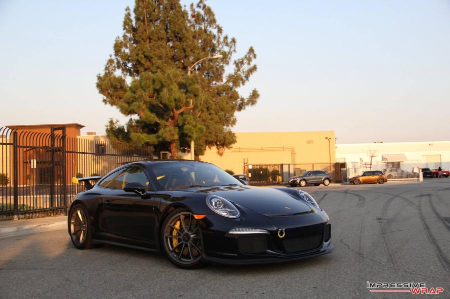 Porsche 911 GT3 in Gloss Midnight Blue by Impressive Wrap '2016